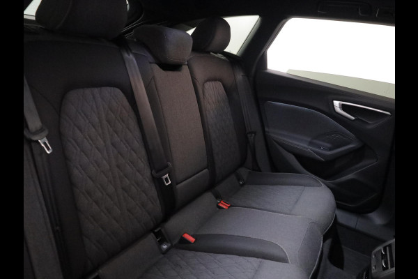 Audi A5 Avant 2.0 e-hybrid quattro S edition 299 pk S-tronic | Verlengde garantie | Navigatie | Parkeersensoren (Park assist) | Rondomzicht camera | Matrix LED koplampen | Multimedia scherm passagier | S-Line |