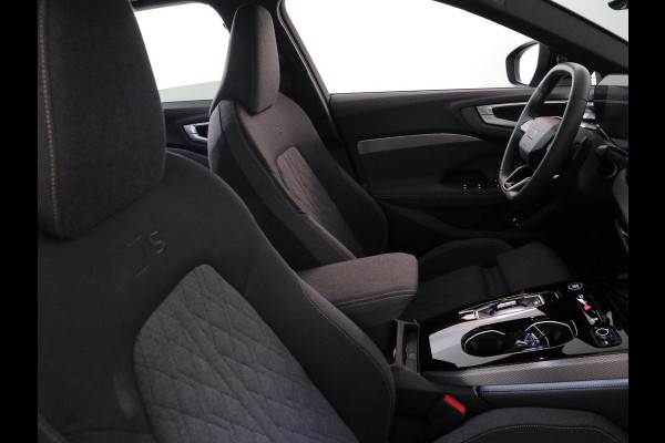 Audi A5 Avant 2.0 e-hybrid quattro S edition 299 pk S-tronic | Verlengde garantie | Navigatie | Parkeersensoren (Park assist) | Rondomzicht camera | Matrix LED koplampen | Multimedia scherm passagier | S-Line |