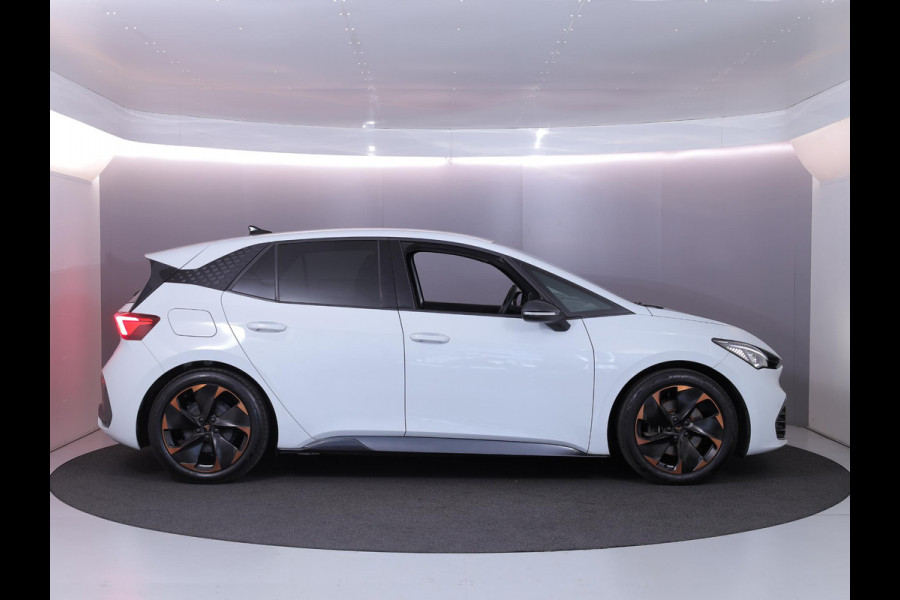 CUPRA Born Adrenaline One 62 kWh 204pk | SOH 93,71% | Navigatie | Parkeercamera | Lichtmetalen velgen | Adaptieve cruise controle | Verwarmbare voorstoelen
