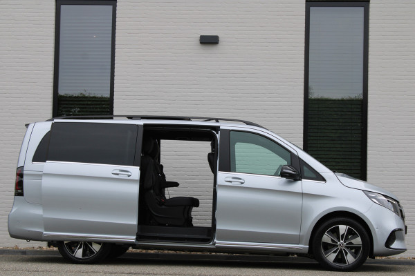 Mercedes-Benz Eqv 300 L2 / AMG / Luchtvering / Panorama / 7-Persoons / Burmester / Vol Opties / NIEUWSTAAT