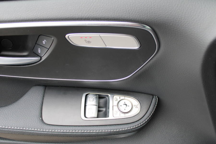 Mercedes-Benz Eqv 300 L2 / AMG / Luchtvering / Panorama / 7-Persoons / Burmester / Vol Opties / NIEUWSTAAT