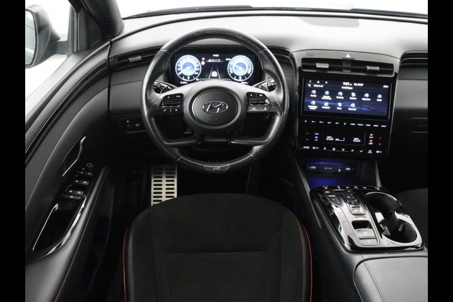 Hyundai Tucson 1.6 T-GDI PHEV N Line Sky 4WD | Pano | SOH 97,3% Stoelverwarming | Leder/Alcantara | Camera | Adaptive cruise | Carplay | Full LED | Stuurverwarming | Keyless | Plug In