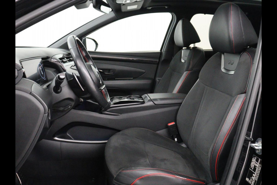Hyundai Tucson 1.6 T-GDI PHEV N Line Sky 4WD | Pano | SOH 97,3% Stoelverwarming | Leder/Alcantara | Camera | Adaptive cruise | Carplay | Full LED | Stuurverwarming | Keyless | Plug In