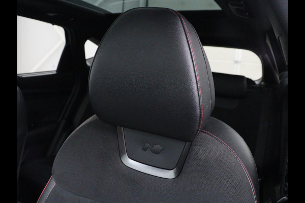 Hyundai Tucson 1.6 T-GDI PHEV N Line Sky 4WD | Pano | SOH 97,3% Stoelverwarming | Leder/Alcantara | Camera | Adaptive cruise | Carplay | Full LED | Stuurverwarming | Keyless | Plug In