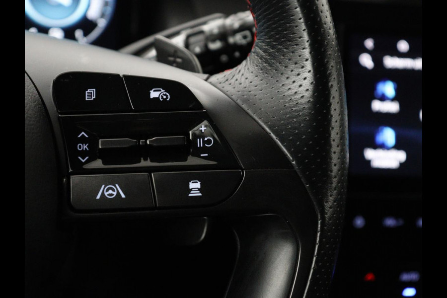 Hyundai Tucson 1.6 T-GDI PHEV N Line Sky 4WD | Pano | SOH 97,3% Stoelverwarming | Leder/Alcantara | Camera | Adaptive cruise | Carplay | Full LED | Stuurverwarming | Keyless | Plug In