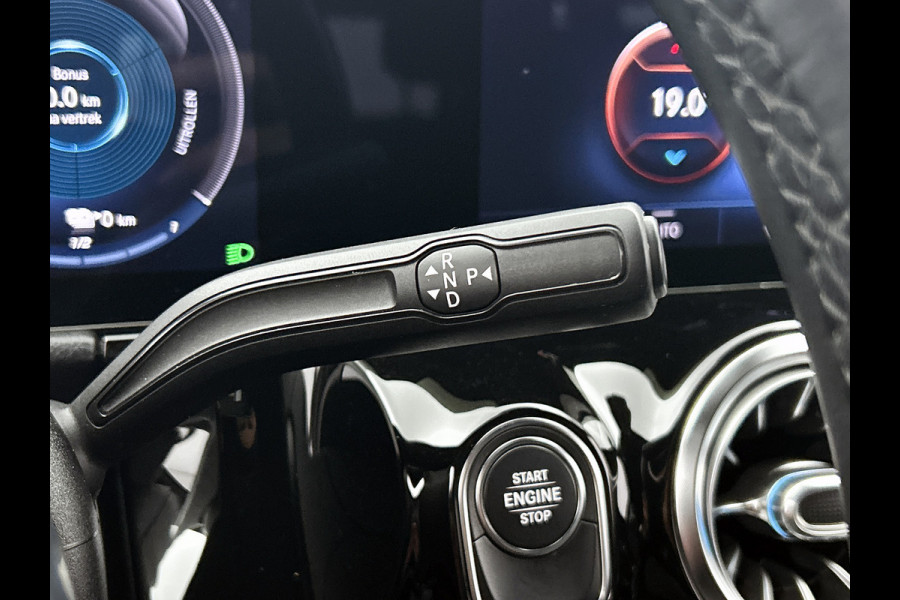Mercedes-Benz B-Klasse 250 e Business Solution AMG Limited Lichtmetalen velgen | Wide screen | Navigatie | parking support | Inclusief 24 maanden MB Certified garantie voor Europa.