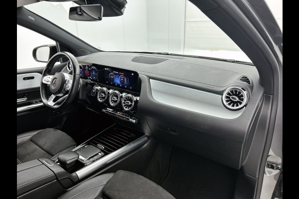 Mercedes-Benz B-Klasse 250 e Business Solution AMG Limited Lichtmetalen velgen | Wide screen | Navigatie | parking support | Inclusief 24 maanden MB Certified garantie voor Europa.