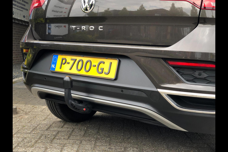 Volkswagen T-Roc 1.0 TSI Style | Carplay/Android, ACC, Stoel+Stuurverw., Trekhaak, Camera, PDC, Airco | Dealeronderhouden |