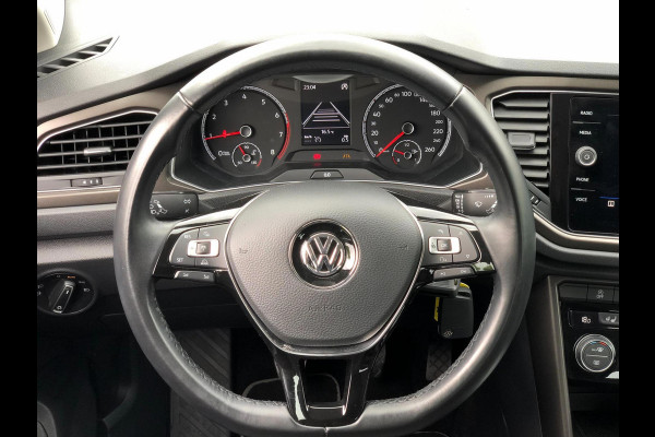 Volkswagen T-Roc 1.0 TSI Style | Carplay/Android, ACC, Stoel+Stuurverw., Trekhaak, Camera, PDC, Airco | Dealeronderhouden |