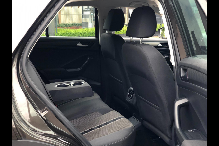 Volkswagen T-Roc 1.0 TSI Style | Carplay/Android, ACC, Stoel+Stuurverw., Trekhaak, Camera, PDC, Airco | Dealeronderhouden |