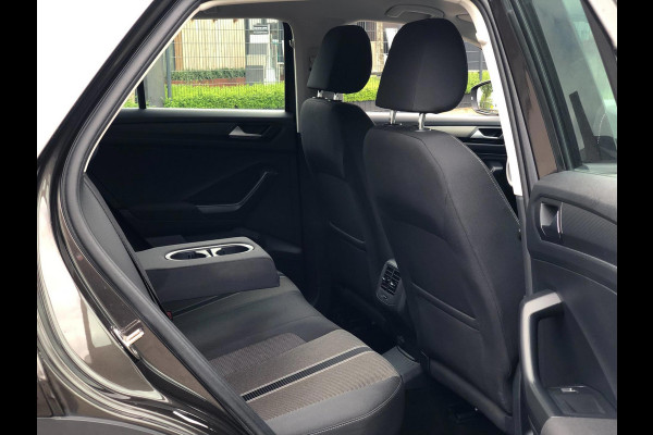 Volkswagen T-Roc 1.0 TSI Style | Carplay/Android, ACC, Stoel+Stuurverw., Trekhaak, Camera, PDC, Airco | Dealeronderhouden |