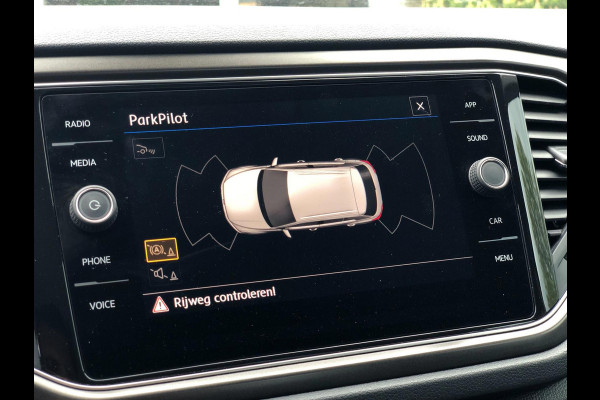 Volkswagen T-Roc 1.0 TSI Style | Carplay/Android, ACC, Stoel+Stuurverw., Trekhaak, Camera, PDC, Airco | Dealeronderhouden |