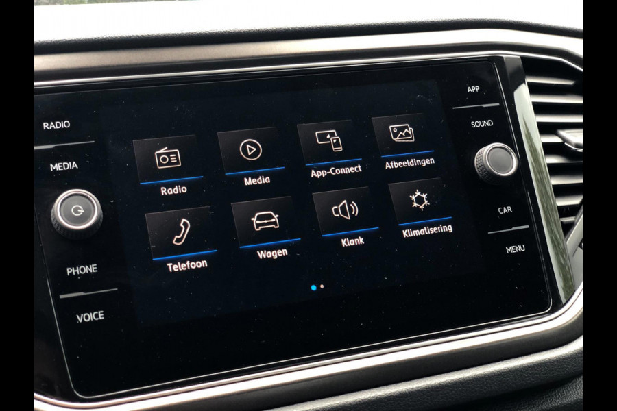 Volkswagen T-Roc 1.0 TSI Style | Carplay/Android, ACC, Stoel+Stuurverw., Trekhaak, Camera, PDC, Airco | Dealeronderhouden |