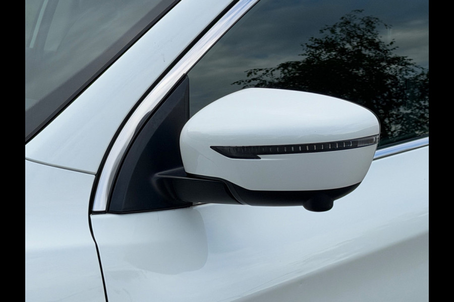 Nissan QASHQAI 1.2 Tekna, panoramadak, trekhaak, camera, vele opties, 1 e eigenaar, NL auto met nap