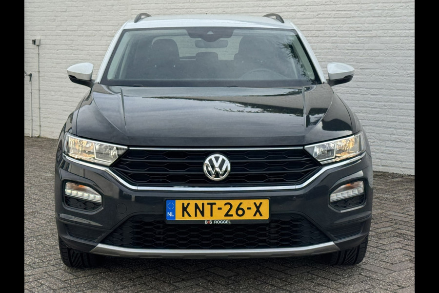 Volkswagen T-Roc 1.5 TSI Sport Camera Adaptieve cruise Digitaal dashboard Pdc voor+achter