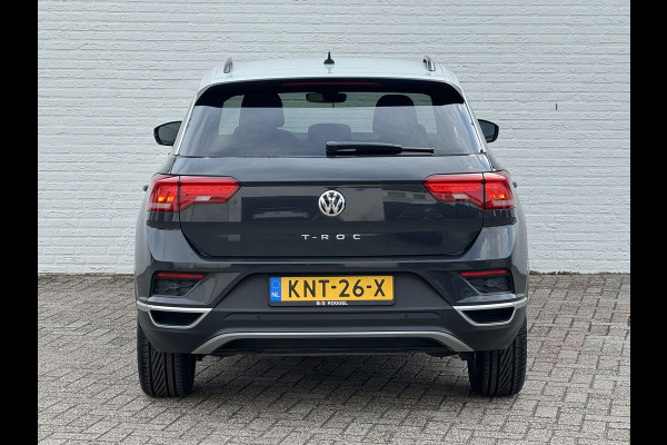 Volkswagen T-Roc 1.5 TSI Sport Camera Adaptieve cruise Digitaal dashboard Pdc voor+achter