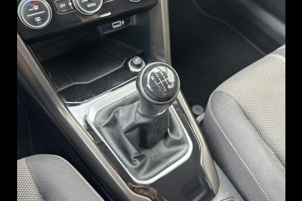 Volkswagen T-Roc 1.5 TSI Sport Camera Adaptieve cruise Digitaal dashboard Pdc voor+achter