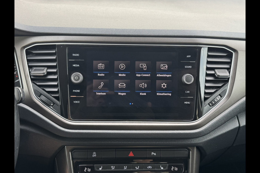 Volkswagen T-Roc 1.5 TSI Sport Camera Adaptieve cruise Digitaal dashboard Pdc voor+achter