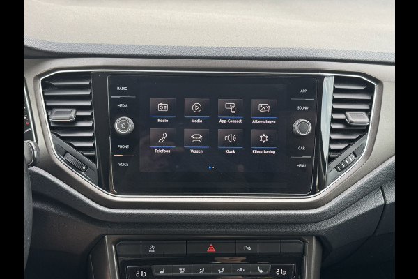 Volkswagen T-Roc 1.5 TSI Sport Camera Adaptieve cruise Digitaal dashboard Pdc voor+achter