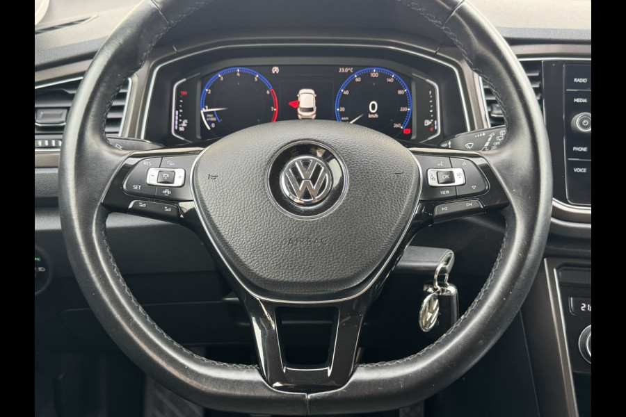 Volkswagen T-Roc 1.5 TSI Sport Camera Adaptieve cruise Digitaal dashboard Pdc voor+achter