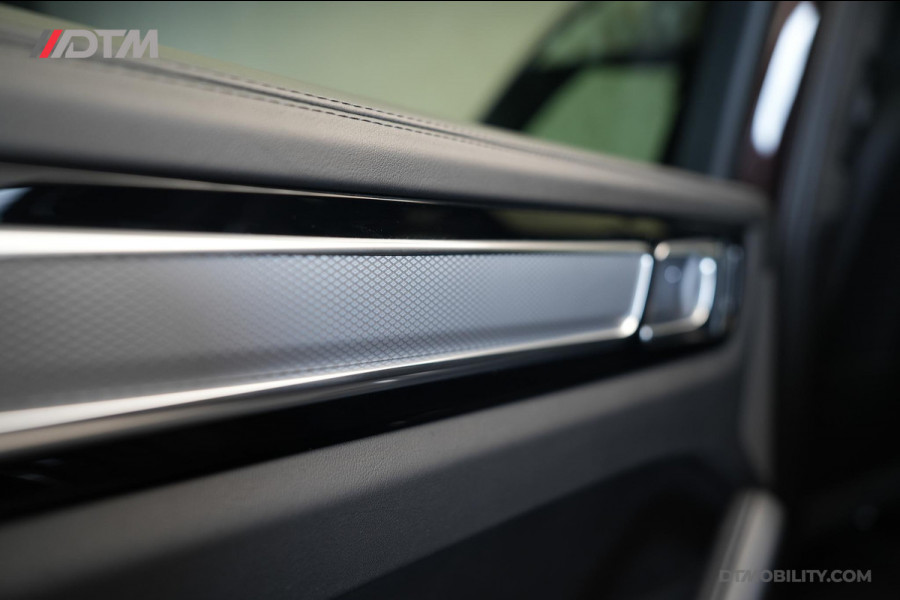 Porsche Cayenne Coupé 3.0 E-Hybrid Platinum Edition | Achterasbesturing | Luchtvering | Panorama | Trekhaak |