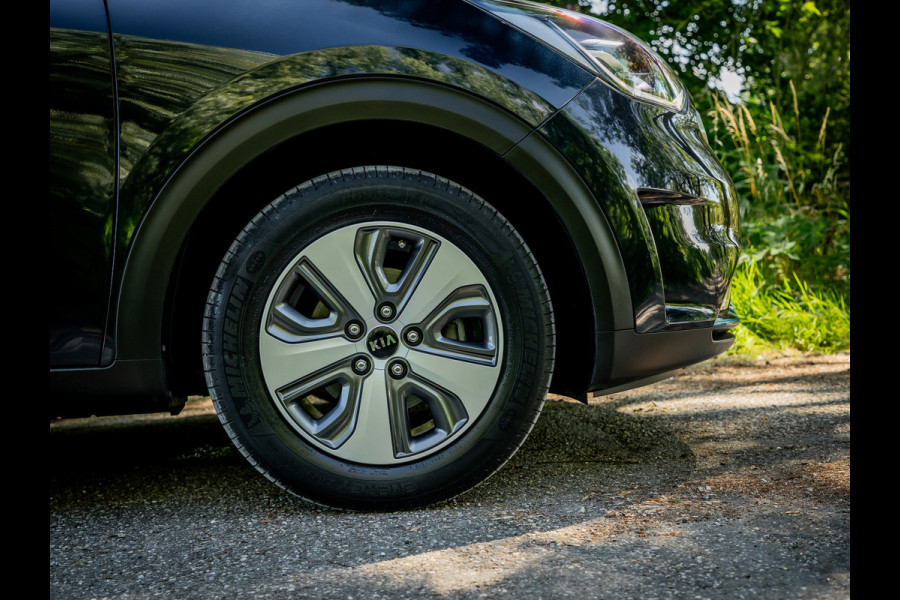 Kia Niro 1.6 GDi PHEV DynamicPlusLine Schuifdak|Dealer onderhouden