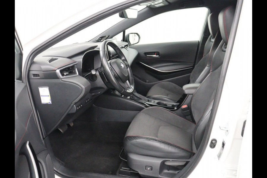 Toyota Corolla 2.0 Hybrid Business Sport Intro | HeadUp | Carplay Adaptive cruise | Achteruitrij camera | Navigatie | Bluetooth | JBL Sound | Climate control |
