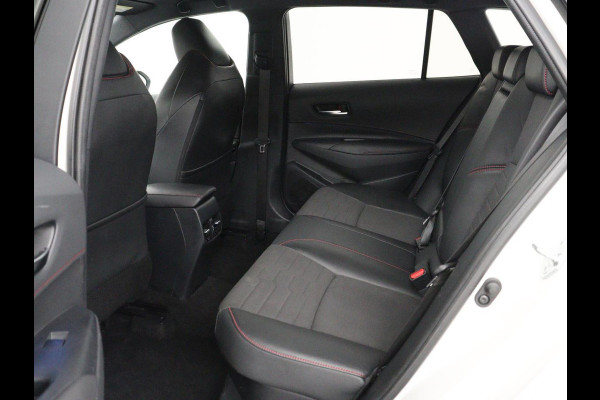 Toyota Corolla 2.0 Hybrid Business Sport Intro | HeadUp | Carplay Adaptive cruise | Achteruitrij camera | Navigatie | Bluetooth | JBL Sound | Climate control |