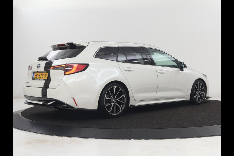 Toyota Corolla 2.0 Hybrid Business Sport Intro | HeadUp | Carplay Adaptive cruise | Achteruitrij camera | Navigatie | Bluetooth | JBL Sound | Climate control |