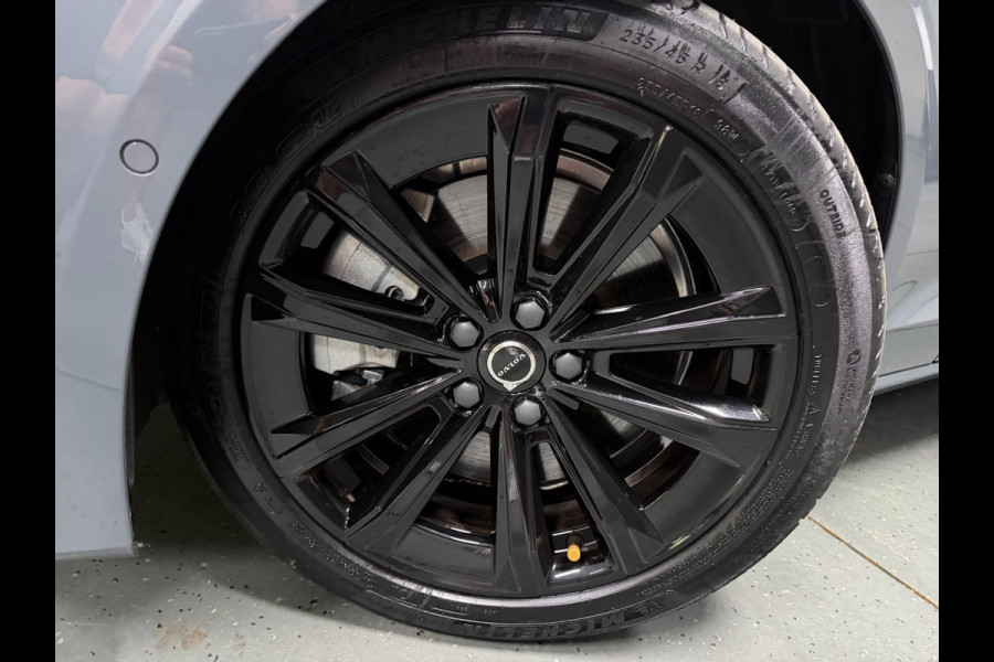 Volvo S60 2.0 T6 AWD R-DESIGN BLACK-LINE PANO/B&W/LEDER/H-UP/360CAM/DAB/CARPLAY/LED/ECC/PDC///