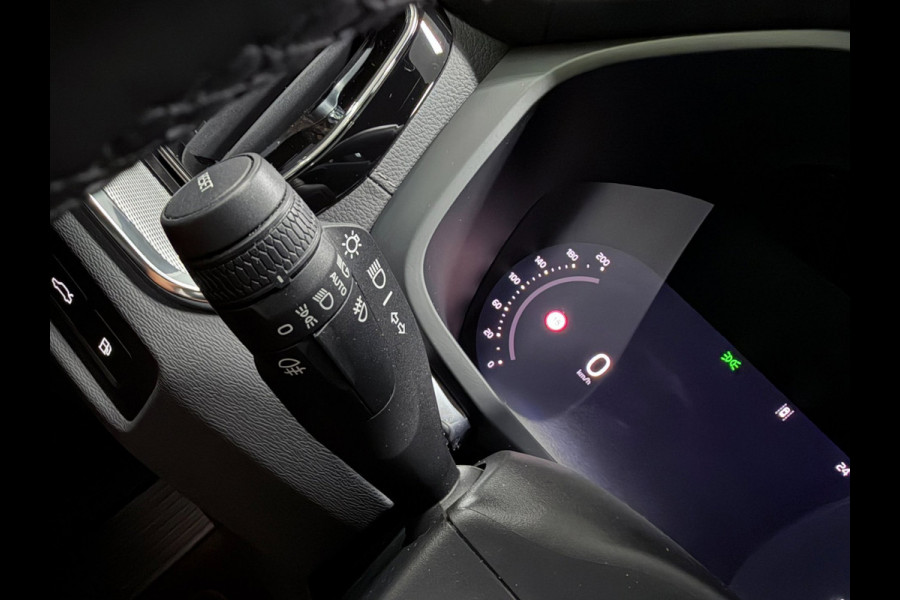 Volvo S60 2.0 T6 AWD R-DESIGN BLACK-LINE PANO/B&W/LEDER/H-UP/360CAM/DAB/CARPLAY/LED/ECC/PDC///