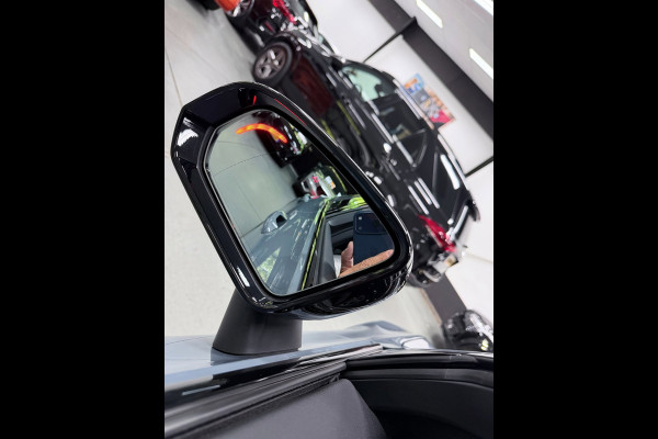 Volvo S60 2.0 T6 AWD R-DESIGN BLACK-LINE PANO/B&W/LEDER/H-UP/360CAM/DAB/CARPLAY/LED/ECC/PDC///