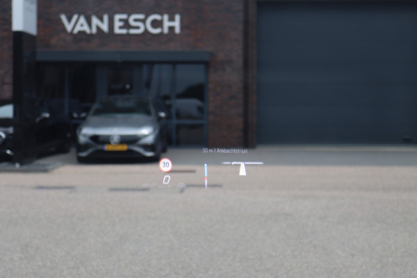 Mercedes-Benz B-Klasse 250 e AMG Line Premium+ | Distronic+ | Memory | Trekhaak | Multibeam LED | Stoelverwarming | Augmented Reality | Keyless Go | Advanced Sound System | HUD |
