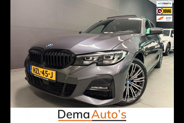 BMW 3 Serie Touring 330e M-SPORT SOH 98%/PANO/H-KARDON/V-COCKPIT/NAVI/CAM/DAB/CARPLAY///