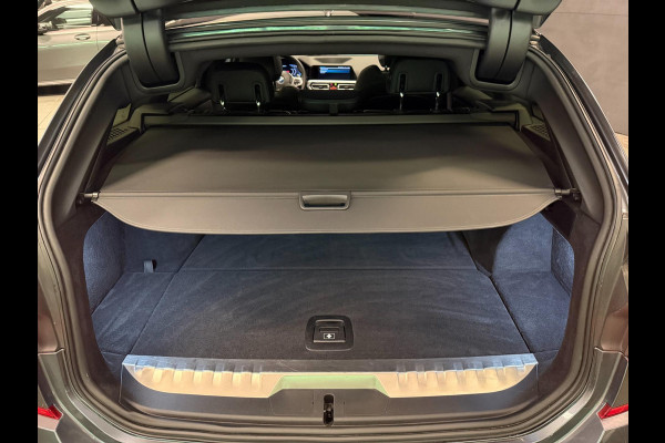 BMW 3 Serie Touring 330e M-SPORT SOH 98%/PANO/H-KARDON/V-COCKPIT/NAVI/CAM/DAB/CARPLAY///