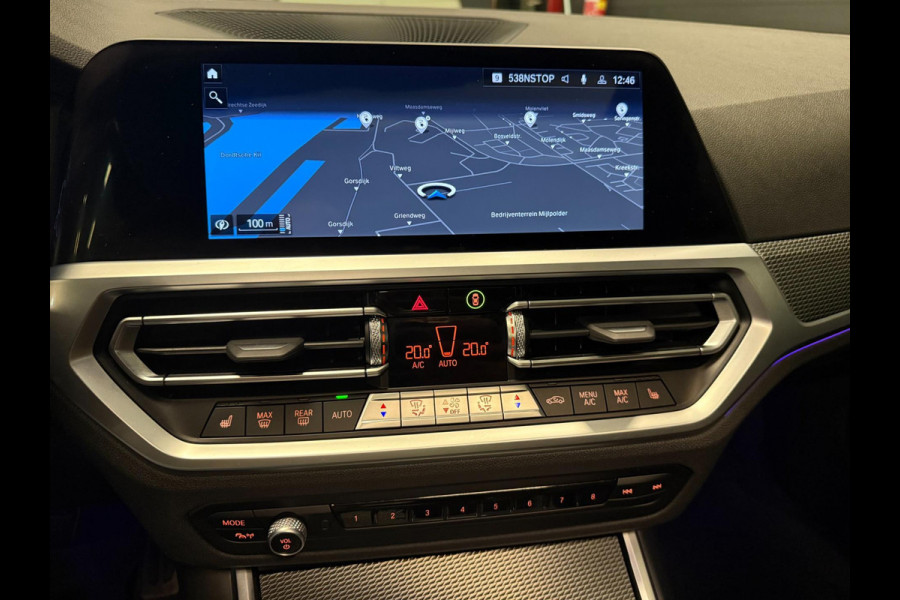 BMW 3 Serie Touring 330e M-SPORT SOH 98%/PANO/H-KARDON/V-COCKPIT/NAVI/CAM/DAB/CARPLAY///