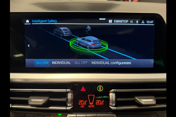 BMW 3 Serie Touring 330e M-SPORT SOH 98%/PANO/H-KARDON/V-COCKPIT/NAVI/CAM/DAB/CARPLAY///