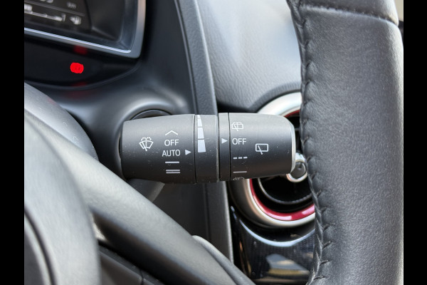 Mazda 2 1.5 Skyactiv-G Luxury | CarPlay | Navi | Camera | LED | 16 inch