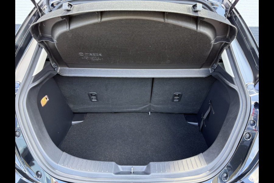 Mazda 2 1.5 Skyactiv-G Luxury | CarPlay | Navi | Camera | LED | 16 inch