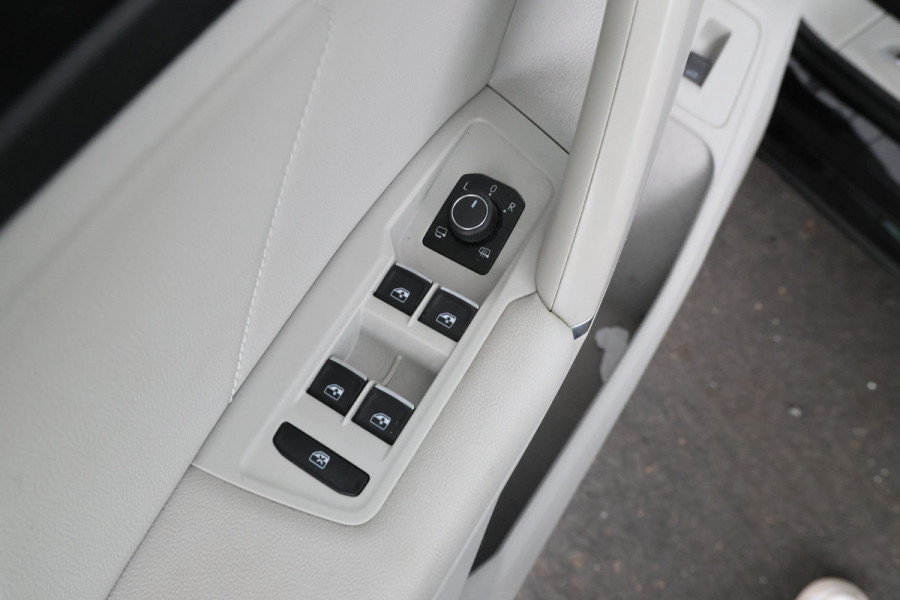 Volkswagen Tiguan 2.0 TSI 4Motion Highline Business R Panorama, Automaat, Trekhaak