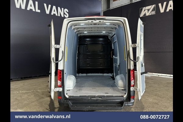 Volkswagen Crafter 2.0 TDI 141pk L3H3 L2H2 Euro6 Airco | Navigatie | Apple Carplay | Chauffeursstoel Android Auto, Parkeersensoren, 3000kg trekvermogen