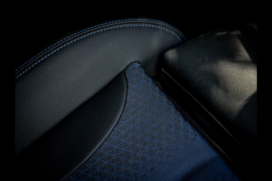 BMW 1-serie 118i High Executive M-sport |Panoramadak|Dealeronderhouden