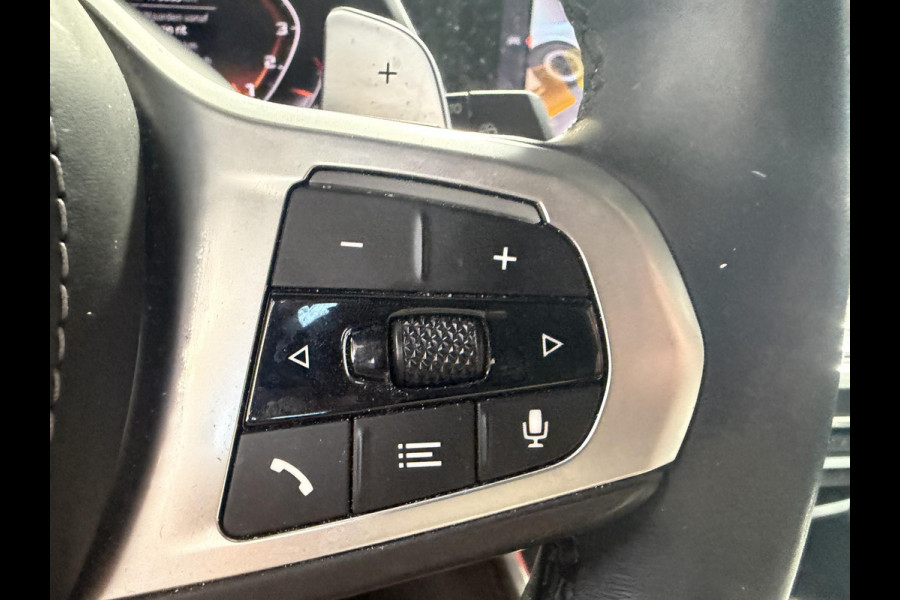 BMW X5 M50i High Executive | M-Sport | Panoramadak | 360* Camera | Skylounge | Laser | Elektrische Trekhaak |