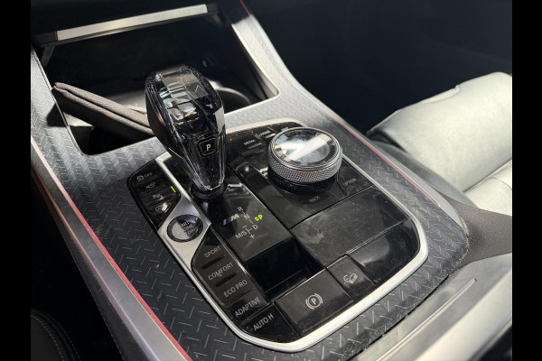BMW X5 M50i High Executive | M-Sport | Panoramadak | 360* Camera | Skylounge | Laser | Elektrische Trekhaak |