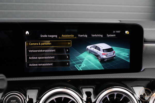 Mercedes-Benz A-Klasse 180 Edition AMG Line Pano Camera Burmester Stoelverwarming LED