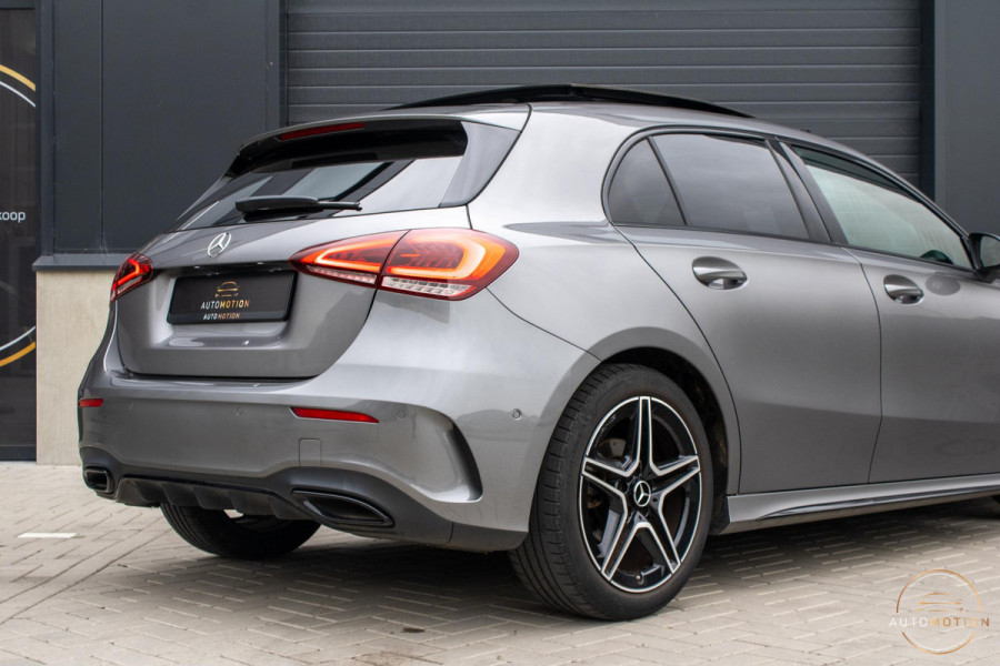 Mercedes-Benz A-Klasse 180 Edition AMG Line Pano Camera Burmester Stoelverwarming LED