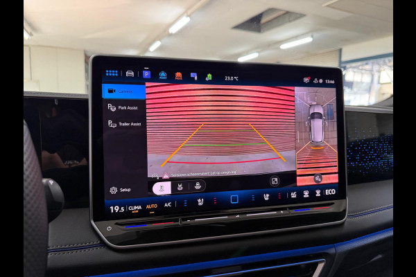 Volkswagen Tiguan 1.5 eHybrid R-Line Edition | Verlengde fabrieks garantie tot 2030 | 272 PK | Leder| Pano | Trekhaak | ErgoActive