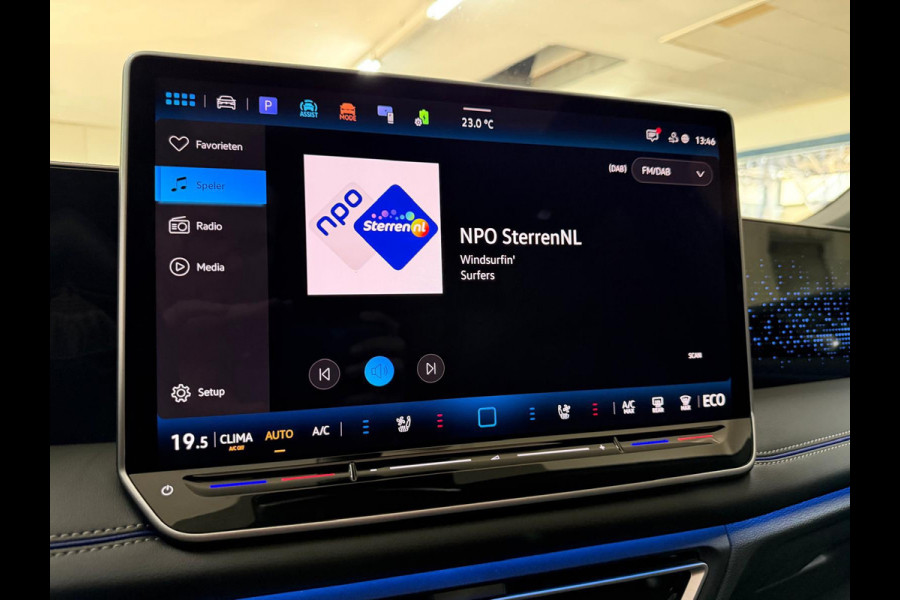 Volkswagen Tiguan 1.5 eHybrid R-Line Edition | Verlengde fabrieks garantie tot 2030 | 272 PK | Leder| Pano | Trekhaak | ErgoActive