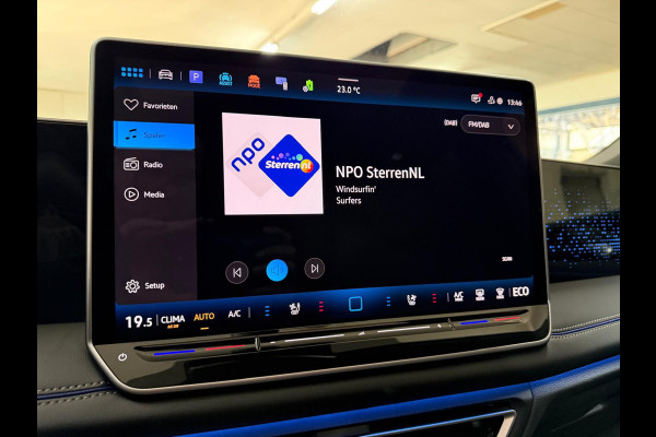 Volkswagen Tiguan 1.5 eHybrid R-Line Edition | Verlengde fabrieks garantie tot 2030 | 272 PK | Leder| Pano | Trekhaak | ErgoActive