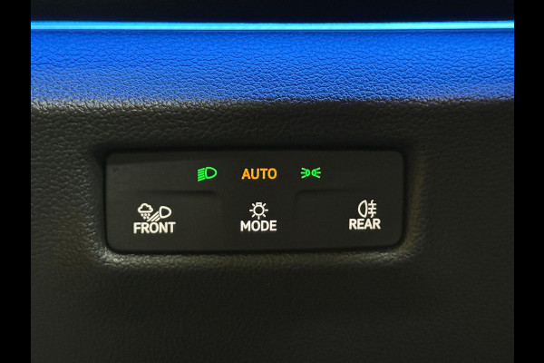 Volkswagen Tiguan 1.5 eHybrid R-Line Edition | Verlengde fabrieks garantie tot 2030 | 272 PK | Leder| Pano | Trekhaak | ErgoActive